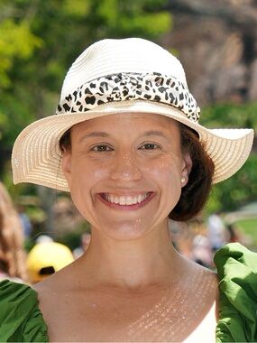 Meet your Posher, Briana